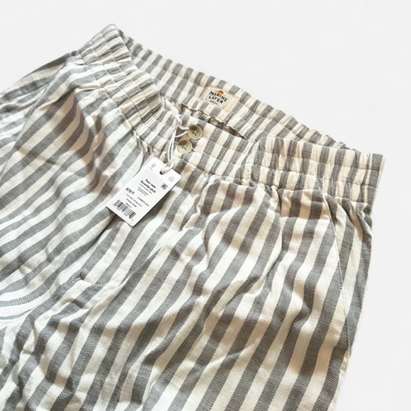 Marine Layer Elle Stretch Selvage Short in Shadow Stripe - Picture 2 of 5